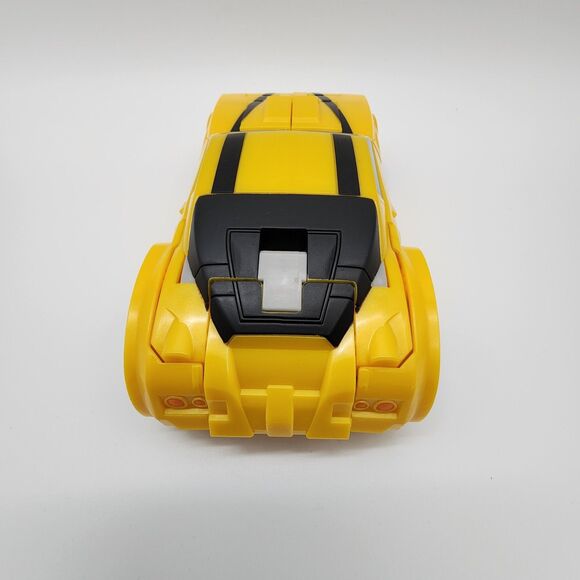 Transformers Cyberverse ultra class Bumblebee Autobot Figure Energon Armor - Picture 10 of 11